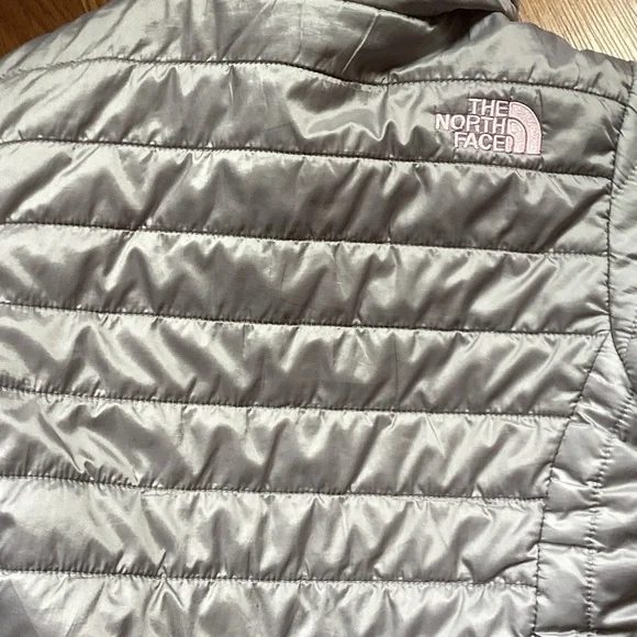 Hang Ten Men's White Board Shorts
NWT - Picture 13 of 14